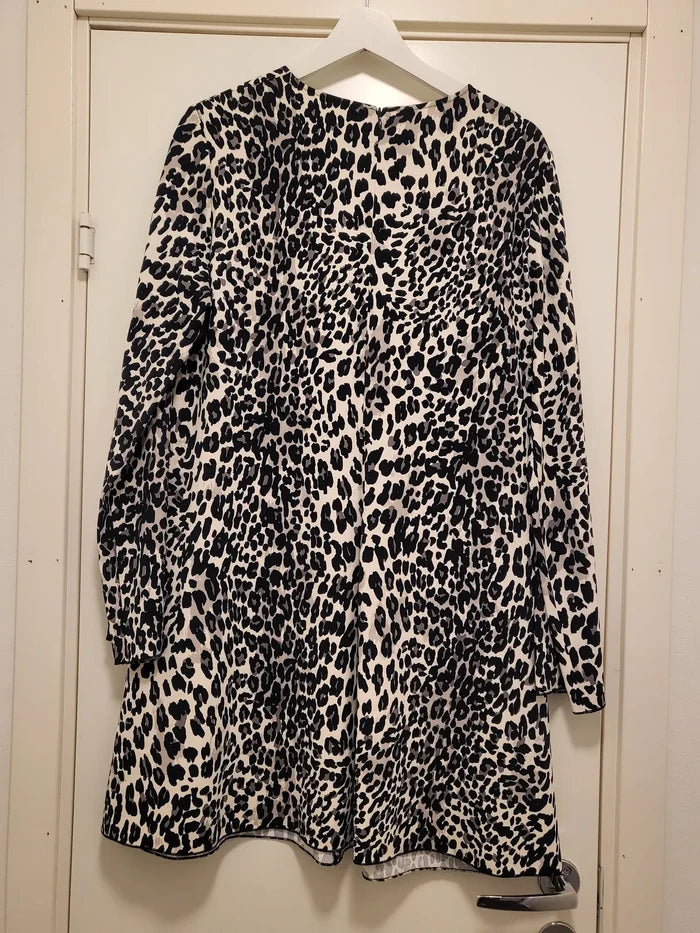 Arket Leopard Print-klänning