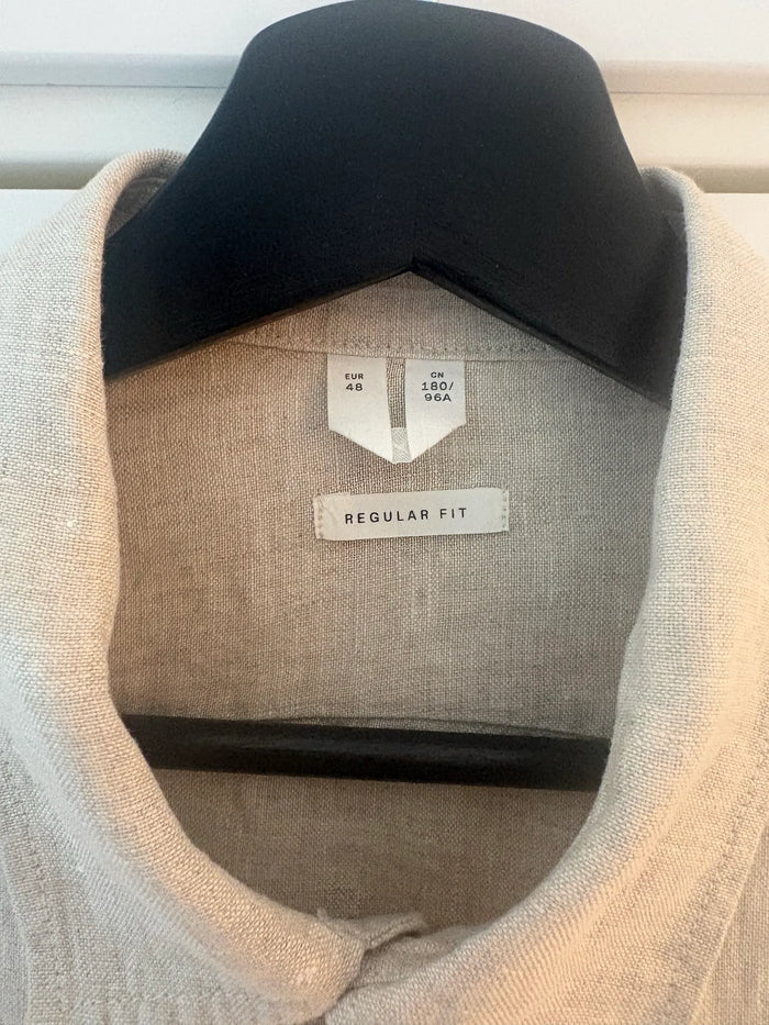 Arket-linneskjorta NWOT