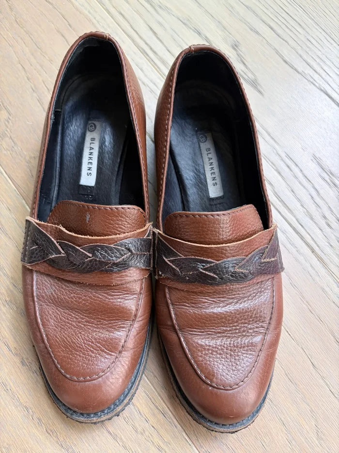 Blankens-skinnloafers