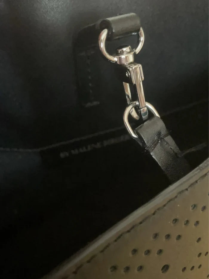 By Malene Birger Evin Tote-skinnhandväska