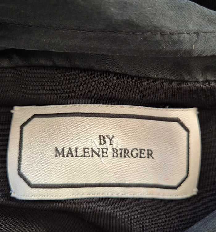 By Malene Birger Tutanio-klänning