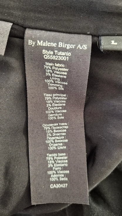 By Malene Birger Tutanio-klänning