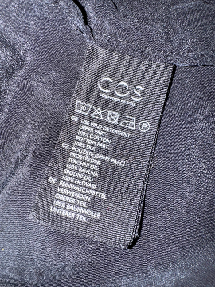 Cos-klänning