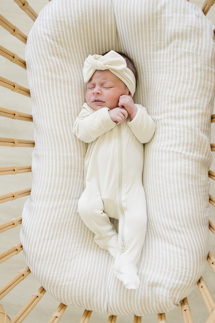 Cream Ribbed Bamboo Zipper