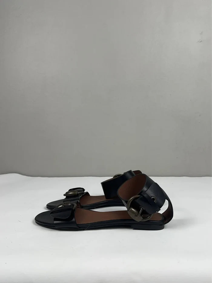 Filippa K Buckle Flat-skinnsandaler