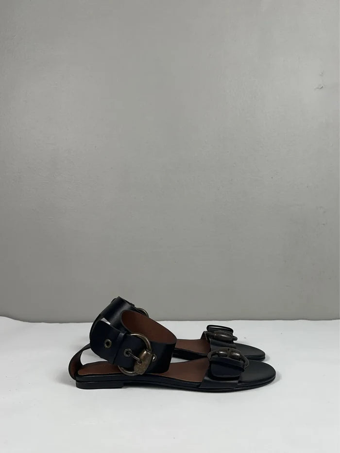 Filippa K Buckle Flat-skinnsandaler