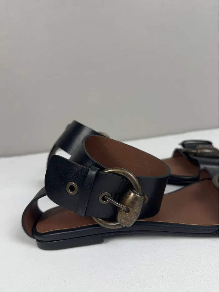 Filippa K Buckle Flat-skinnsandaler
