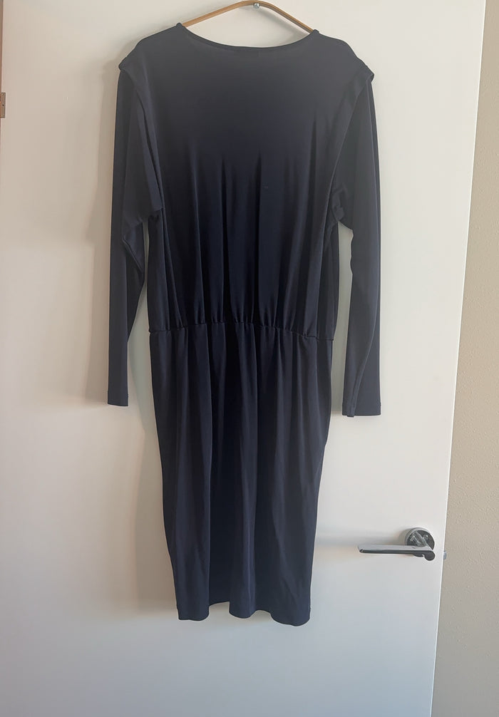 Filippa K-klänning