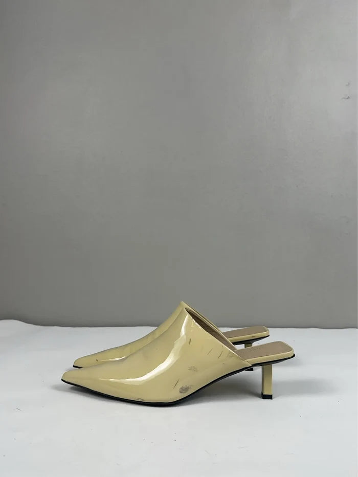 Filippa K-skinnklackar