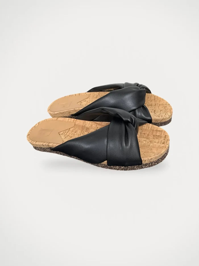 Flattered Lou Black Vegan-skinnsandaler