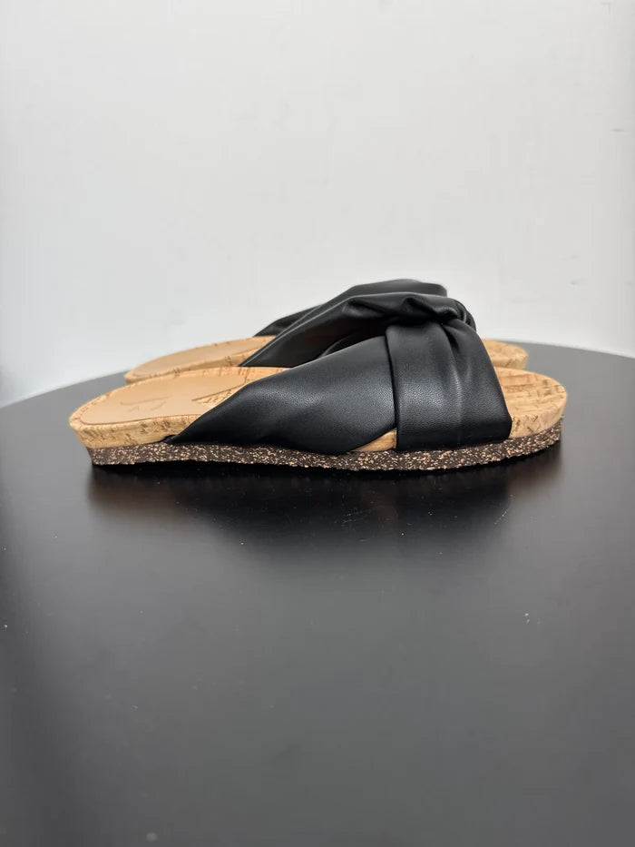Flattered Lou Black Vegan-skinnsandaler