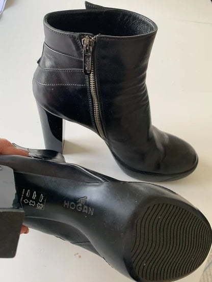Hogan-skinnboots NWOT