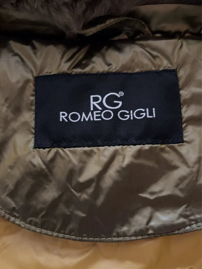 Romeo Gigli-dunjacka