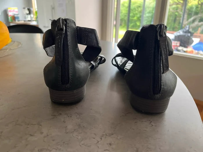 Tamaris-skinnsandaler