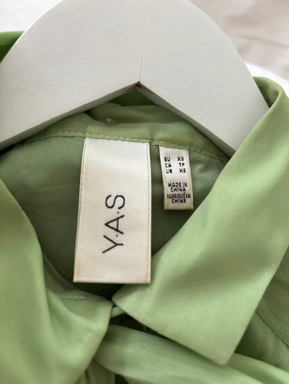 YAS-blus